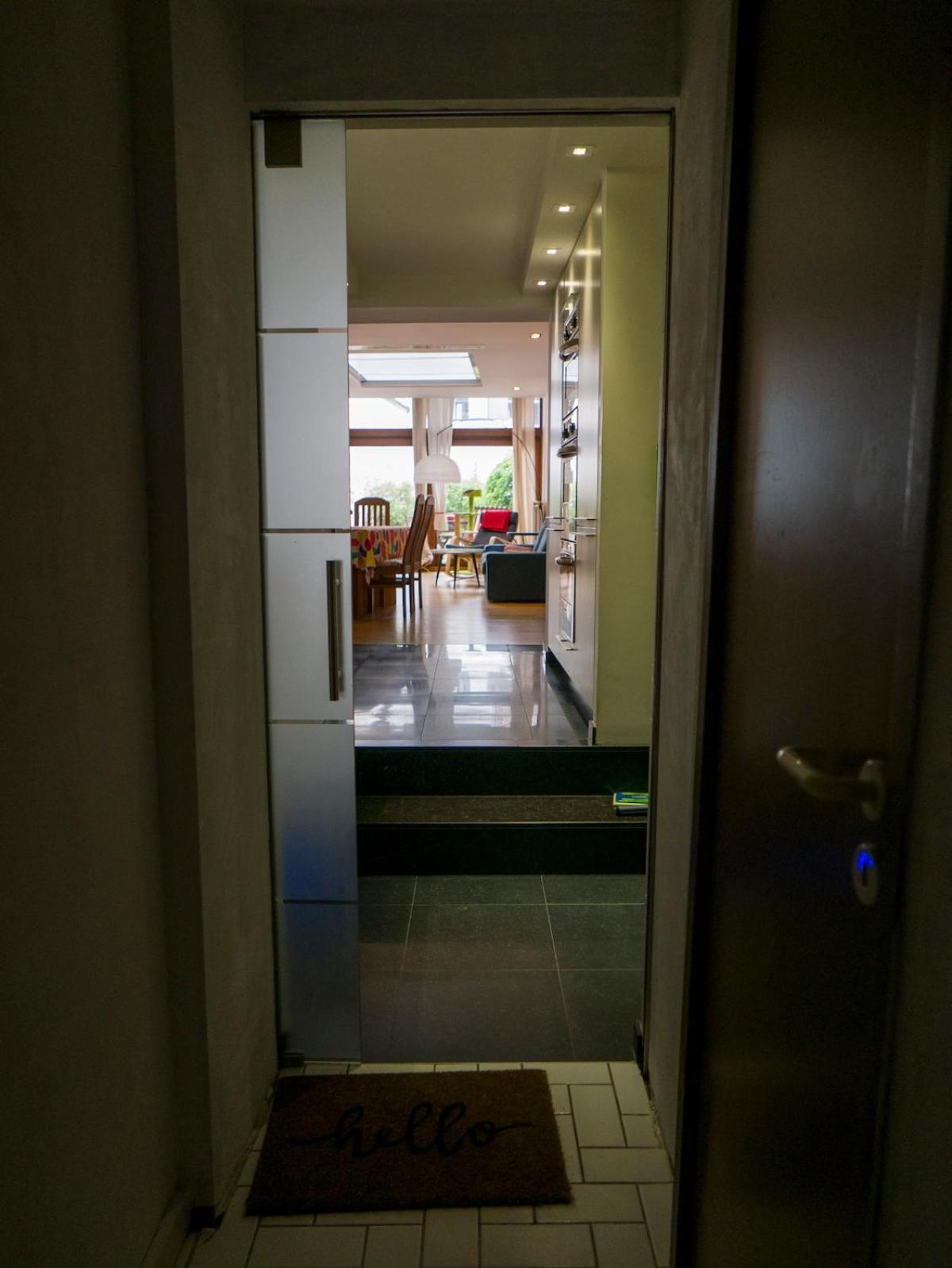 Eya House, Cozy, Bright & Well Located Pousada *